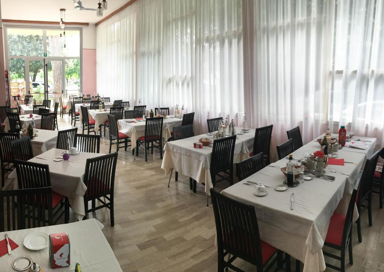 Hotel Zen ลินญาโน ซับเบียโดโร ภายนอก รูปภาพ
