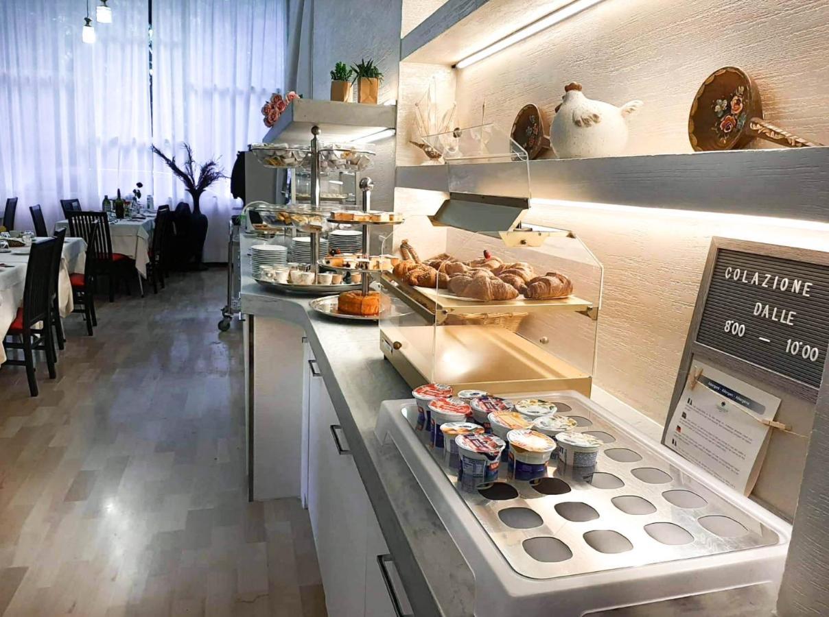 Hotel Zen ลินญาโน ซับเบียโดโร ภายนอก รูปภาพ