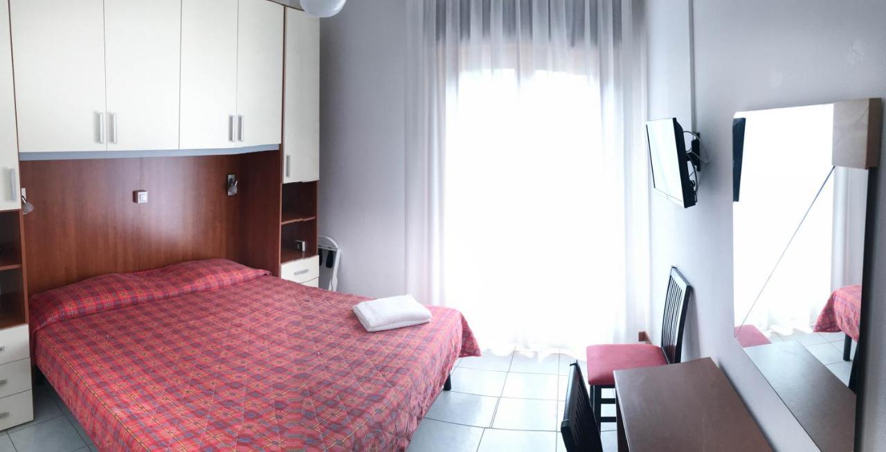 Hotel Zen ลินญาโน ซับเบียโดโร ภายนอก รูปภาพ